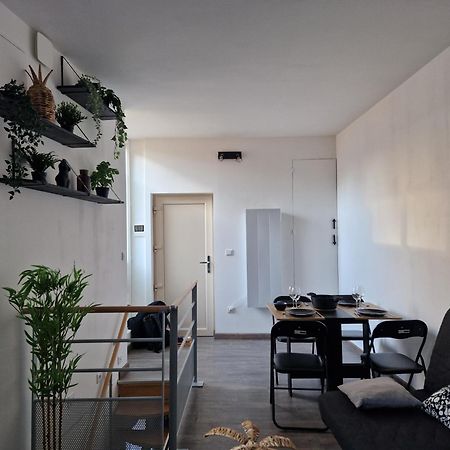Les Appartements De Romain Et Julien Dijon Exterior foto